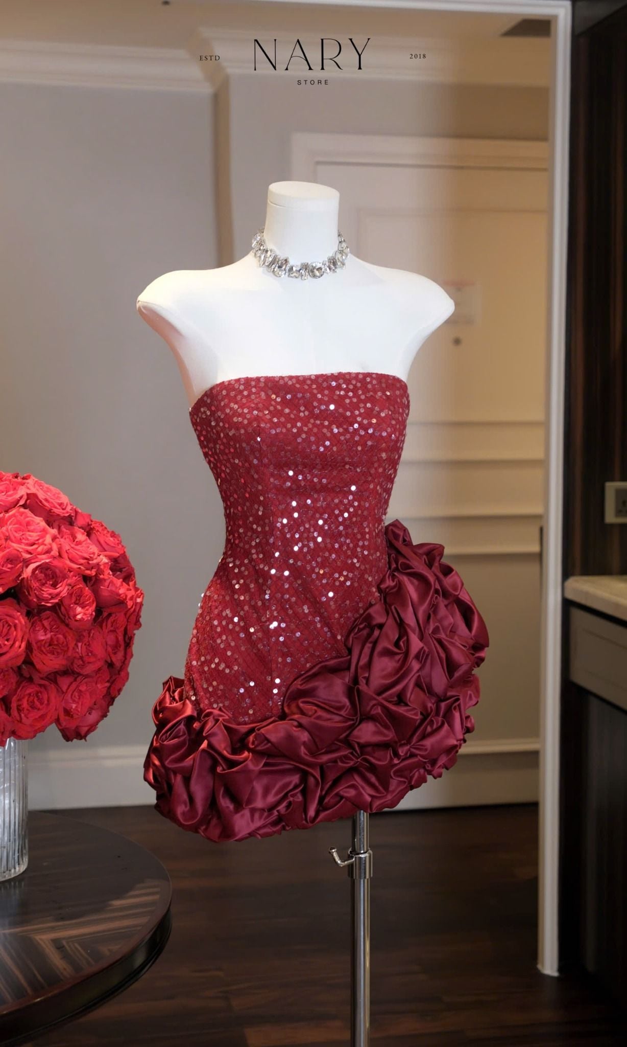 Đầm Cup Kim Sa Tà Xéo