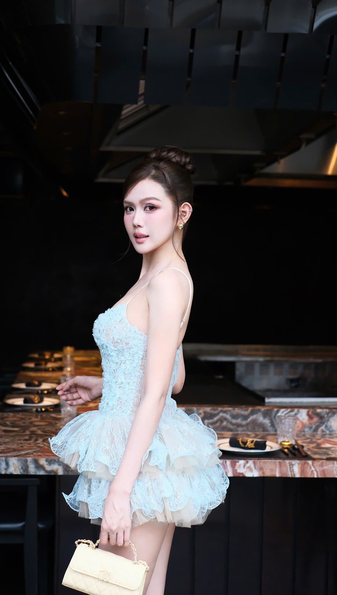 Đầm 2S Ren Tầng Charm