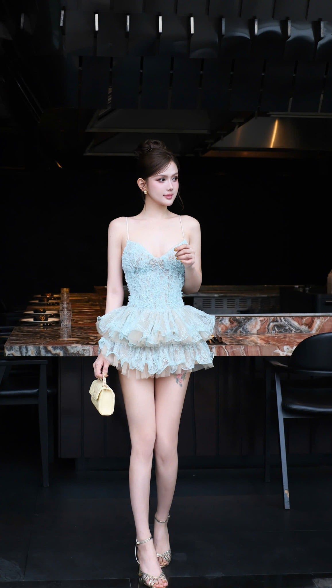Đầm 2S Ren Tầng Charm
