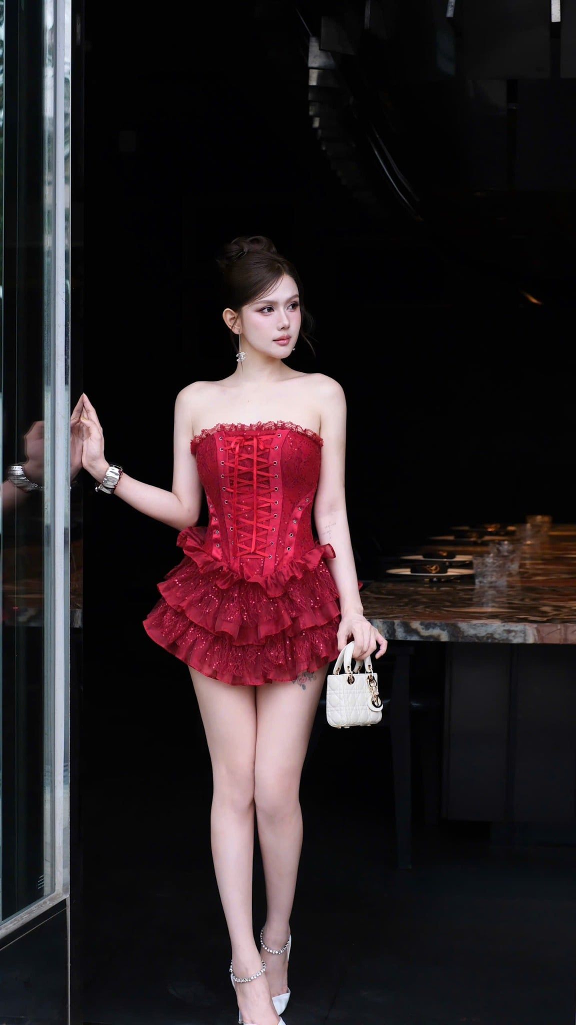 Đầm Cup Ren Đan Ngực