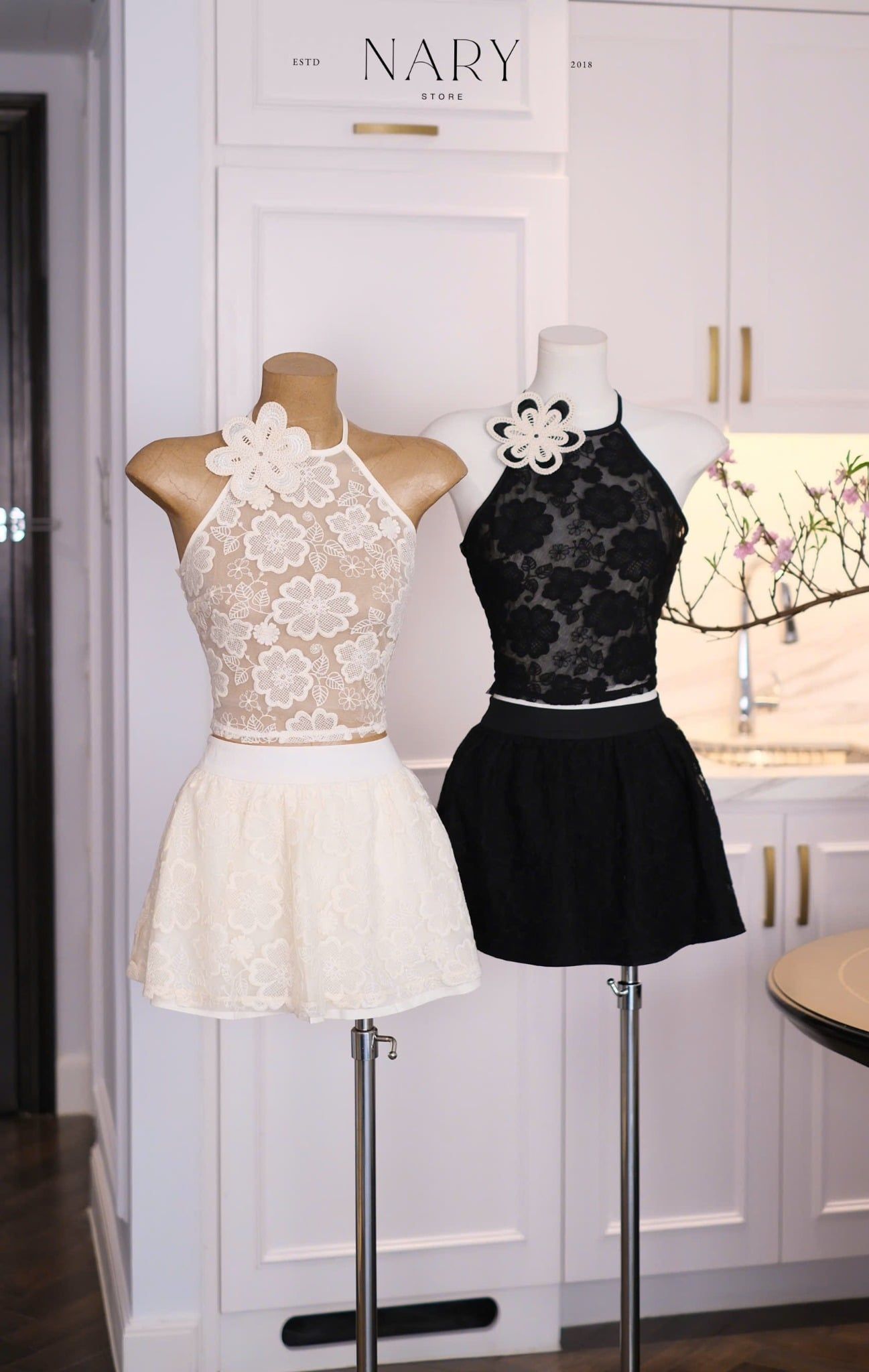 Set Áo Yếm Hoa Cổ