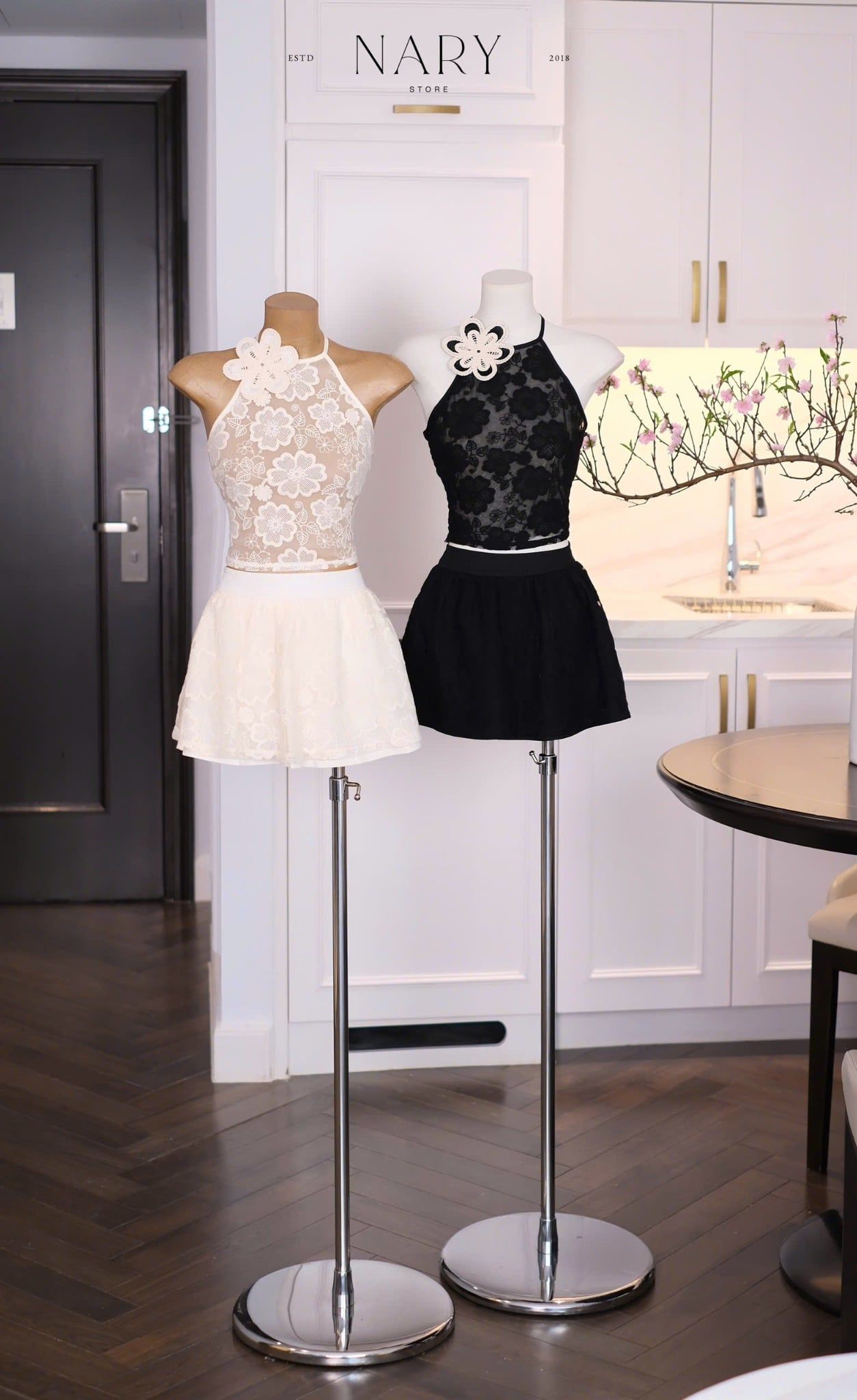 Set Áo Yếm Hoa Cổ