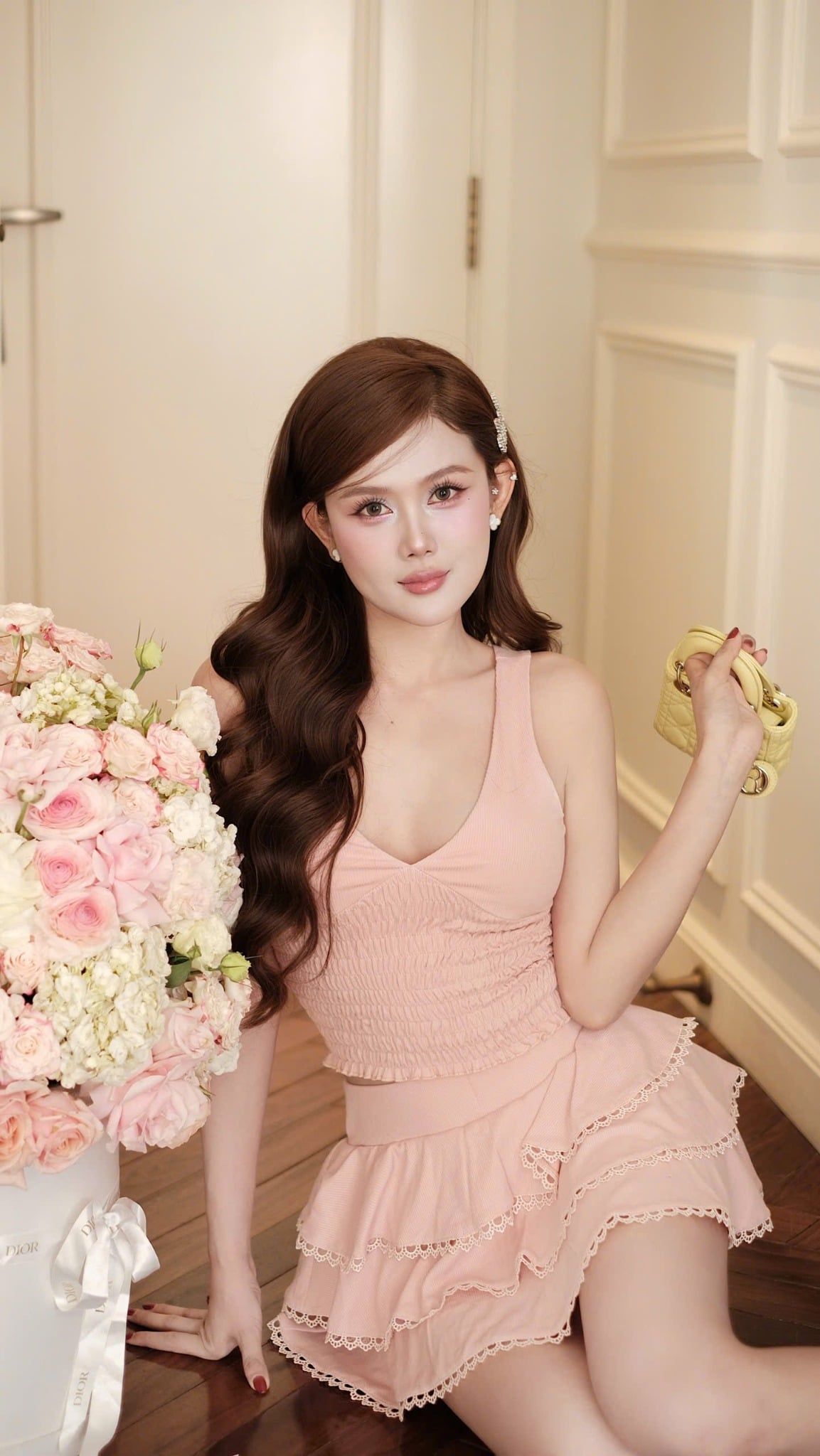 Set Cổ V Cv Tầng