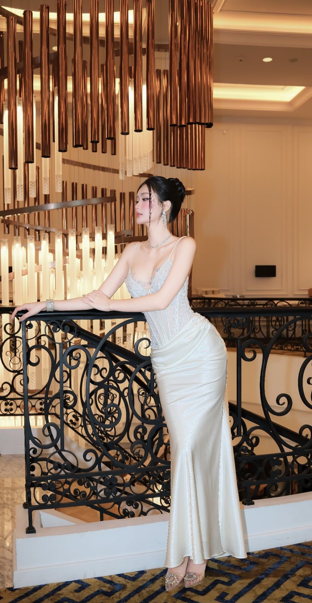 Đầm 2S Lụa Nhún Eo