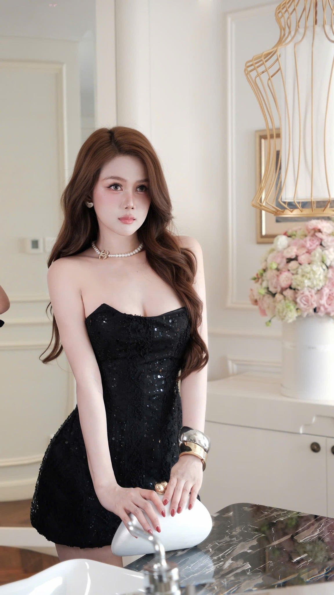 Đầm Cup Lưới Kết Kim Sa