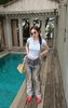Áo Thun Tay Con Viền Nút