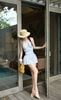 Đầm Yếm Lưới Viền Châu