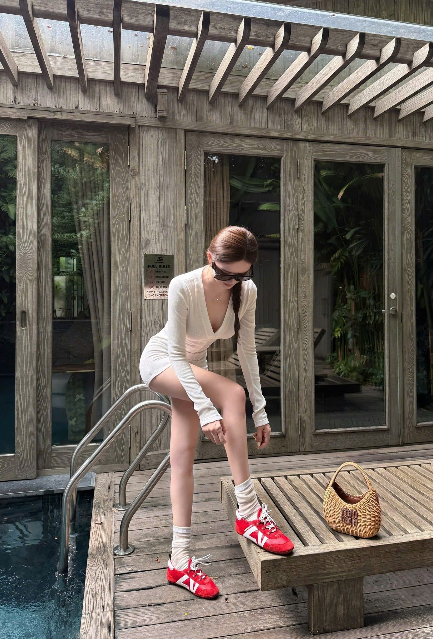 Set Áo TD Cổ V Quần Short