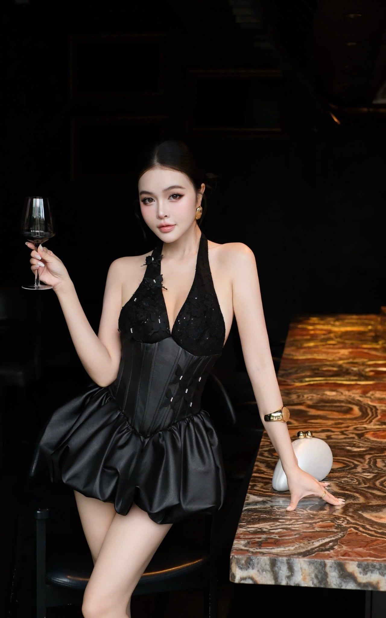 Đầm Yếm Tùng Bí Đính Bướm