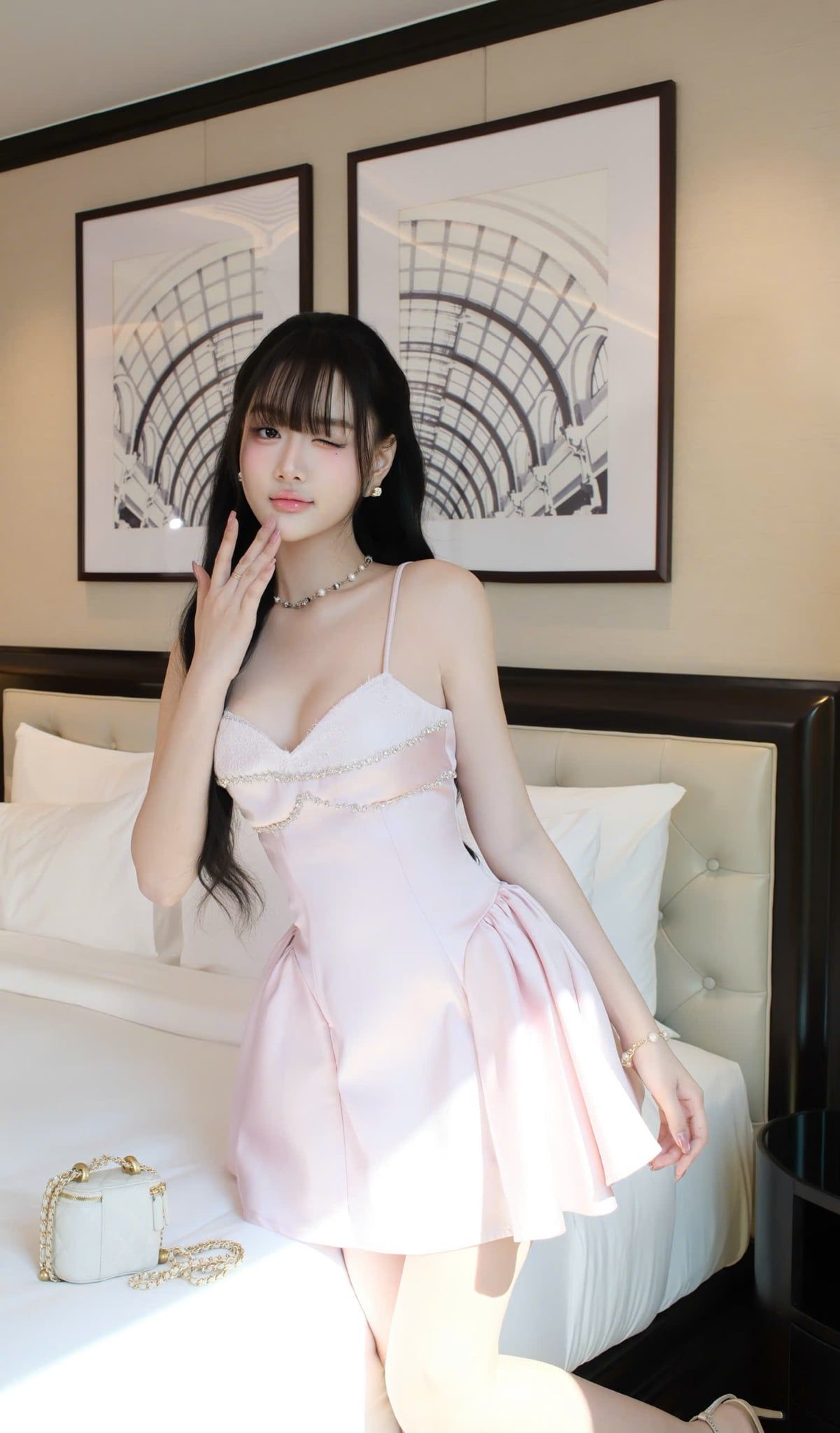 Đầm Xòe Ren Viền Đá