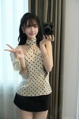 Áo Yếm Lụa Chấm Bi