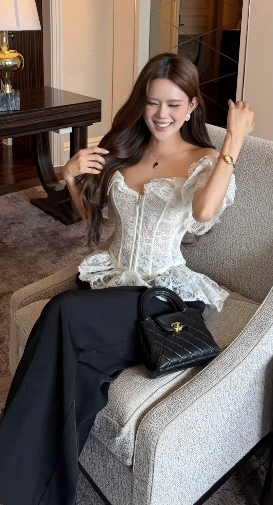 Quần Ống Suông Khóa Trước