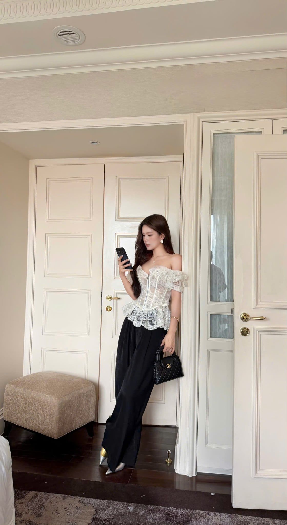Quần Ống Suông Khóa Trước