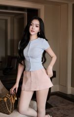 Áo Thun Tay Con Viền Nút