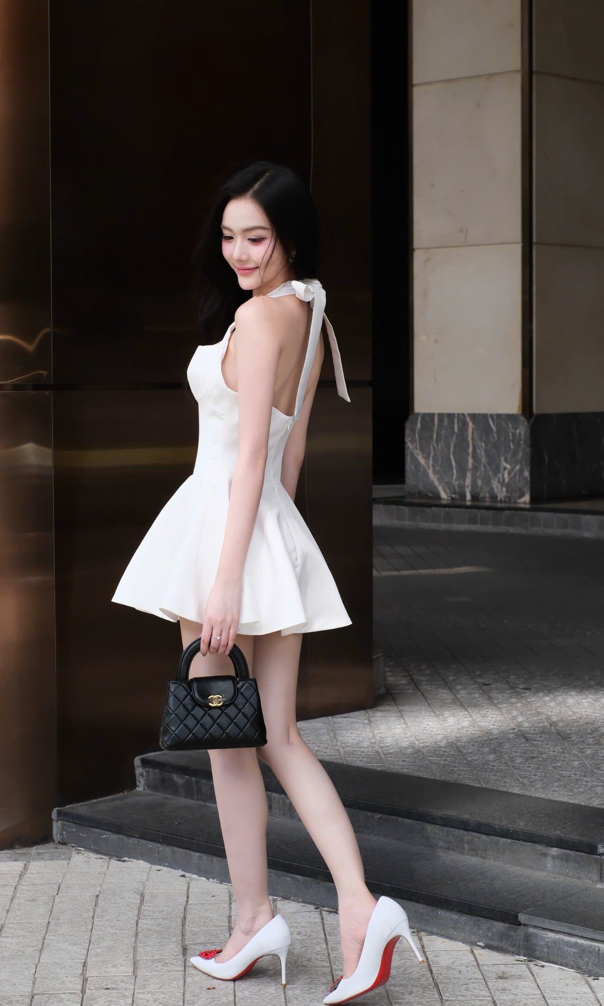 Đầm Xòe Yếm Cột