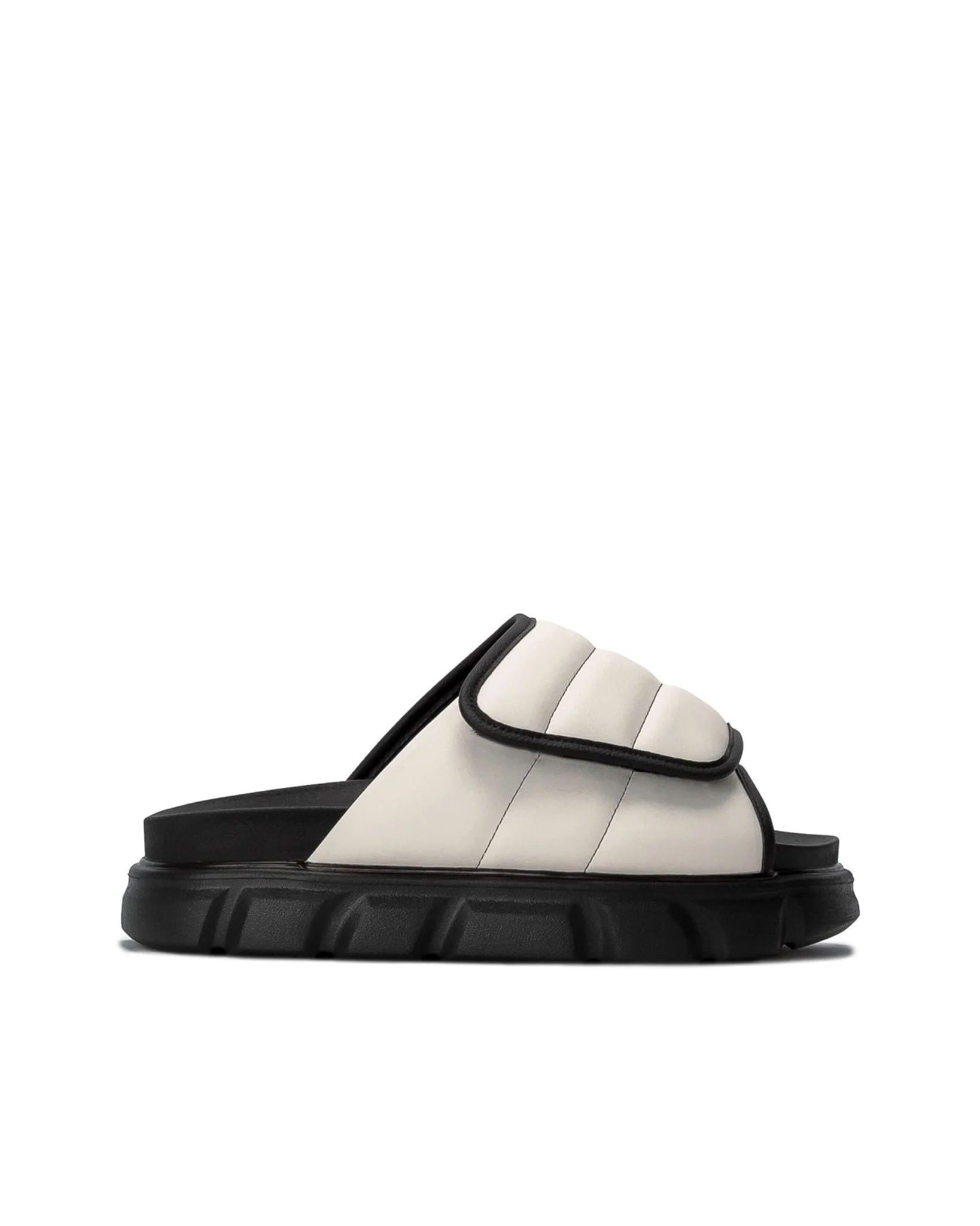THE LARVA LADY WOLF SLIDE SANDAL - CREAM WHITE