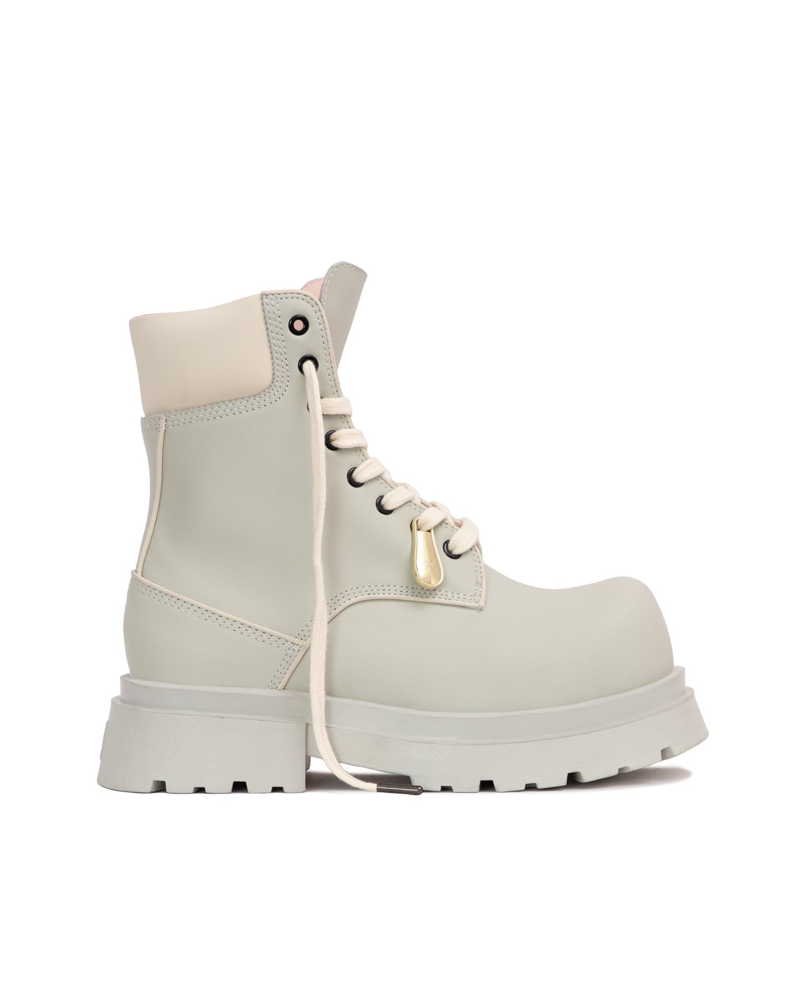 THE GIGANTIC WOLF COMBAT BOOT