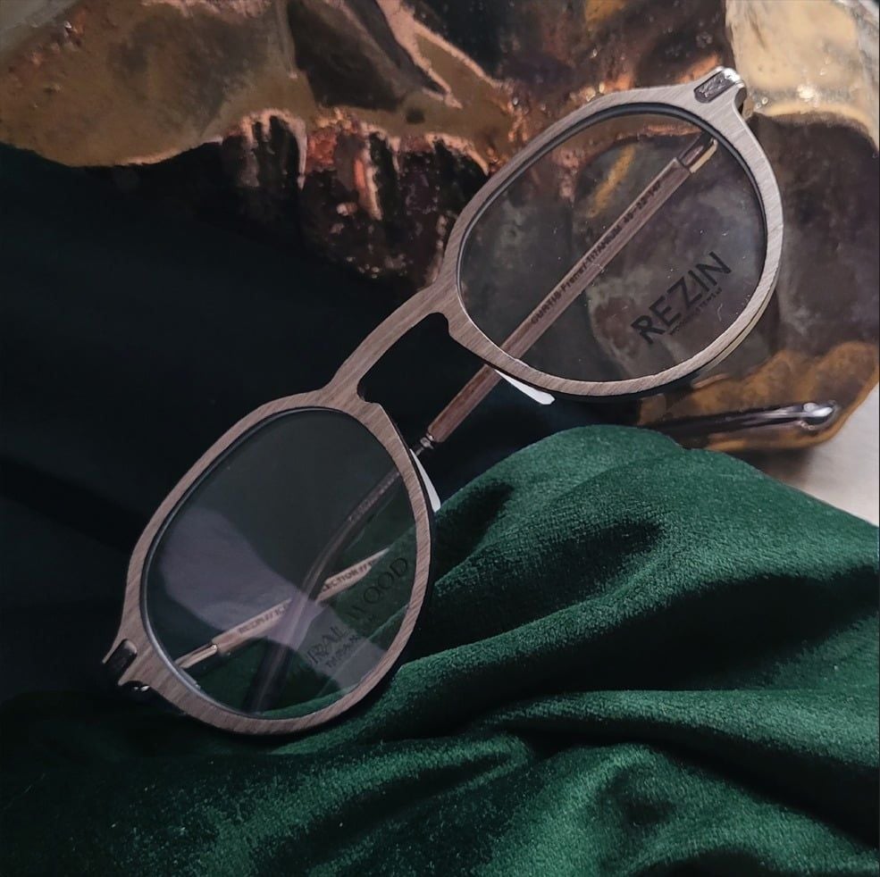  Rezin Curtis eyeglasses 