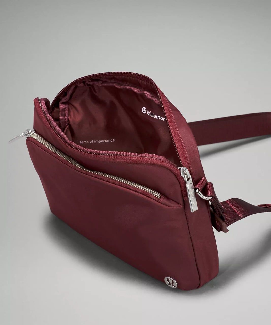  Túi Lululemon City Adventurer Crossbody 2.5L LW9EJSS 