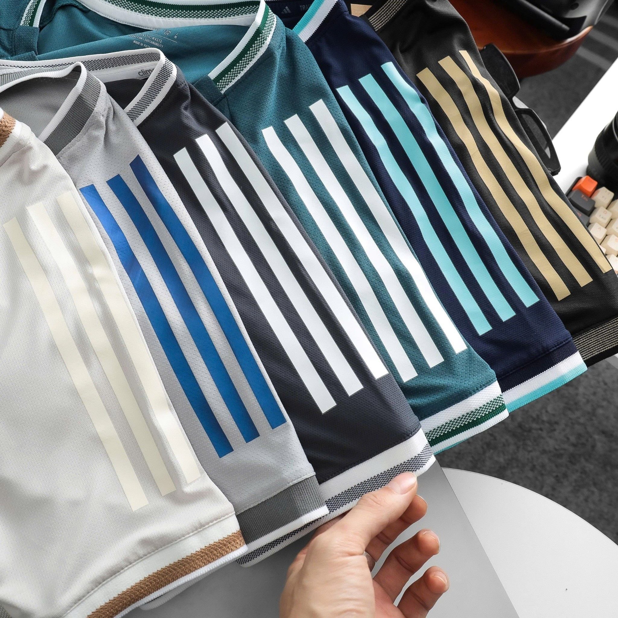  Áo Adidas Training 3 sọc tay 2026 