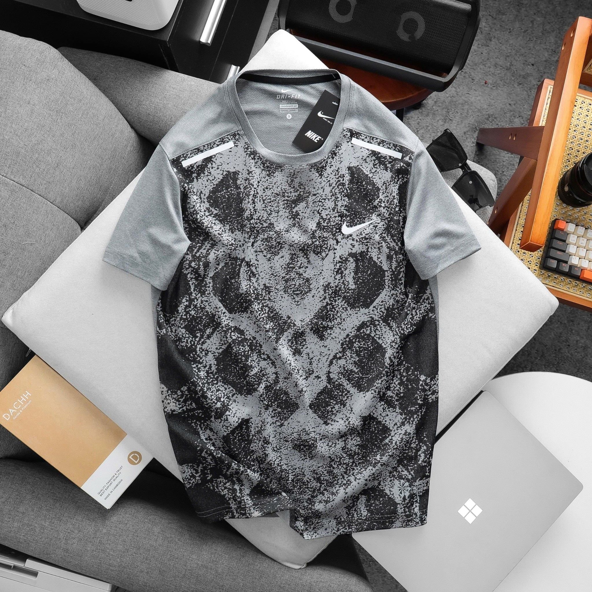  Áo Nike Training 2026 