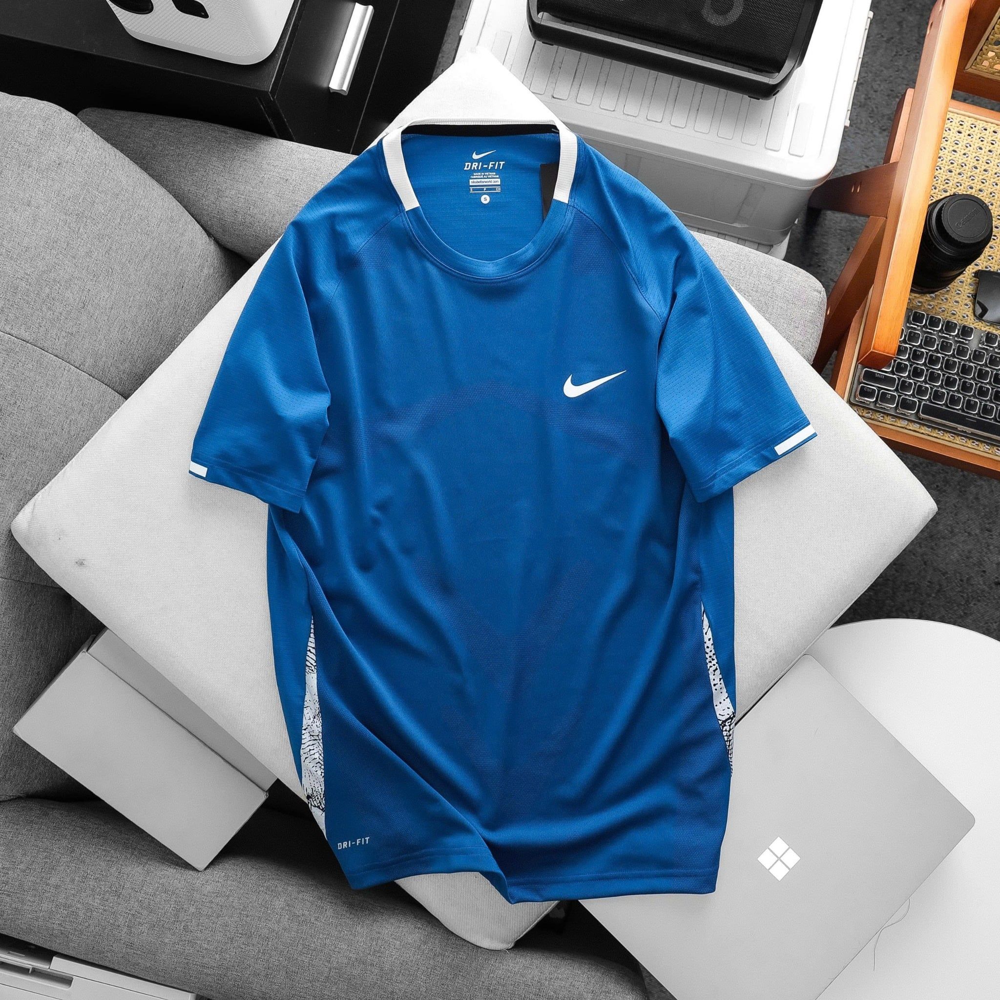  Áo Nike Training Basic 2026 