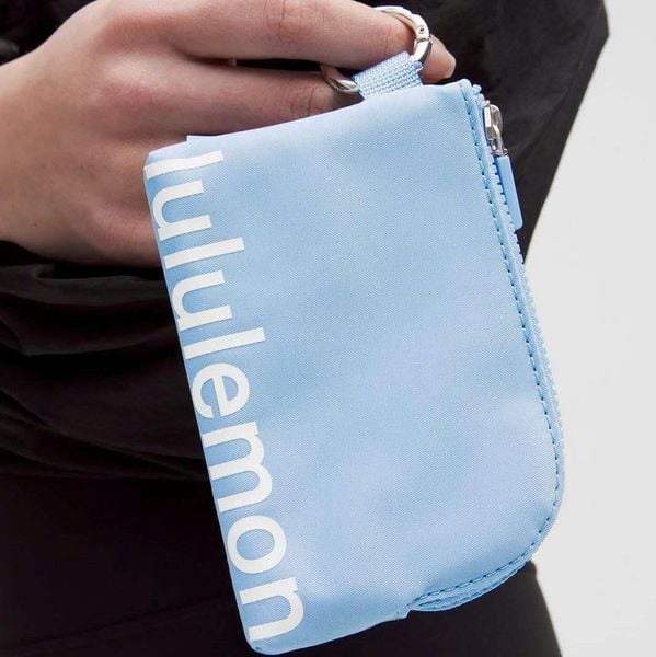  Ví Lululemon Clippable Card Pouch LW9EFFS 
