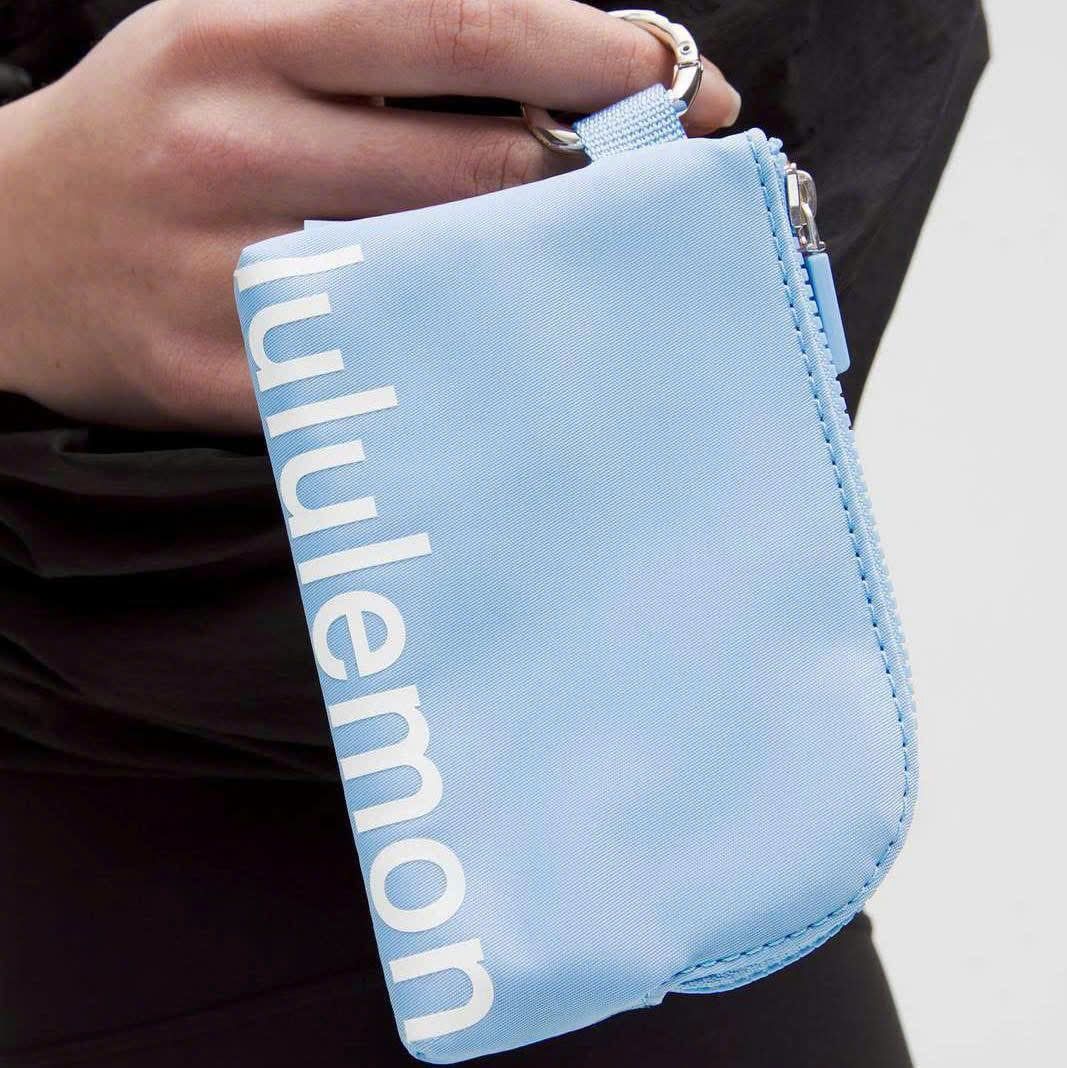 Ví Lululemon Clippable Card Pouch LW9EFFS 