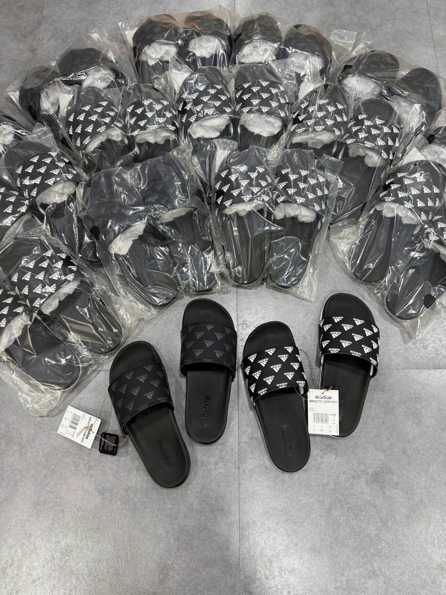  Dép Adidas Comfort Slides GV9735 