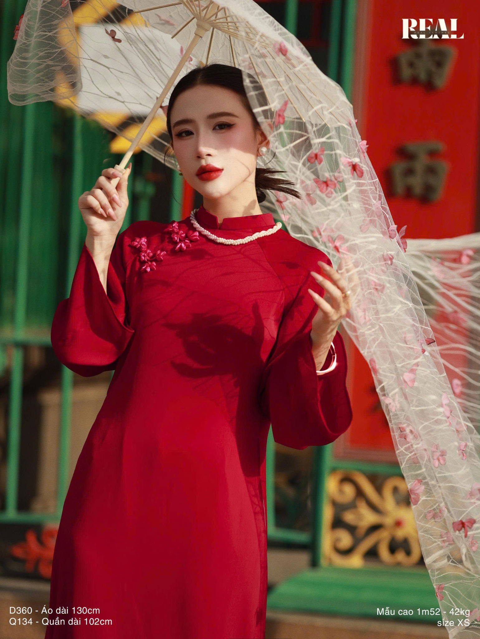 Áo dài cách tân Đoàn Viên