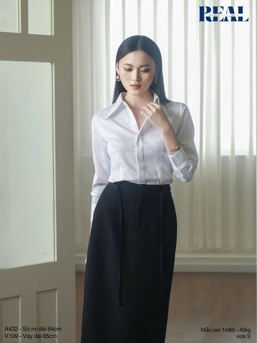 Sơ mi chít eo sọc tăm trắng