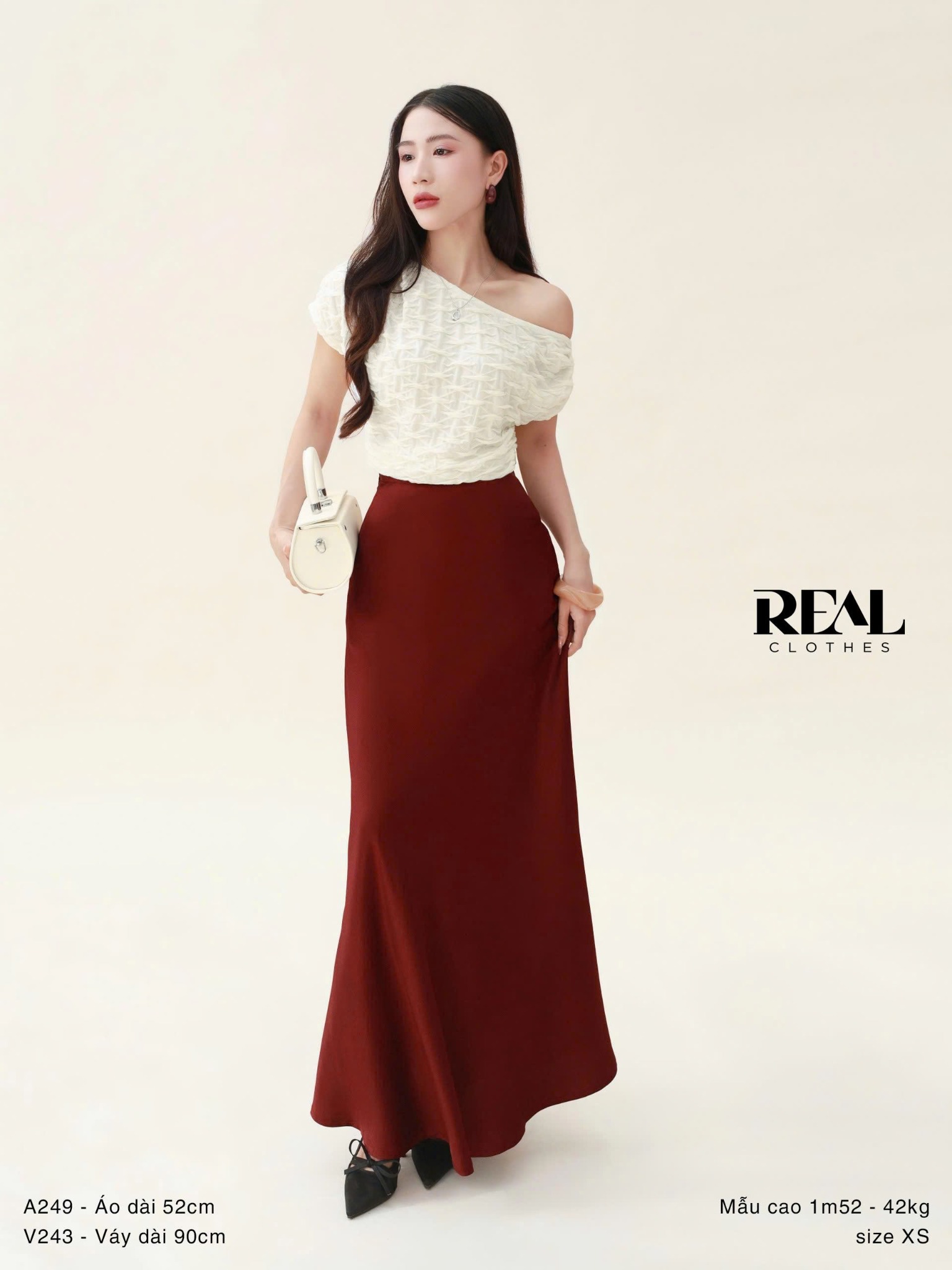 Áo lệch vai trắng SALE