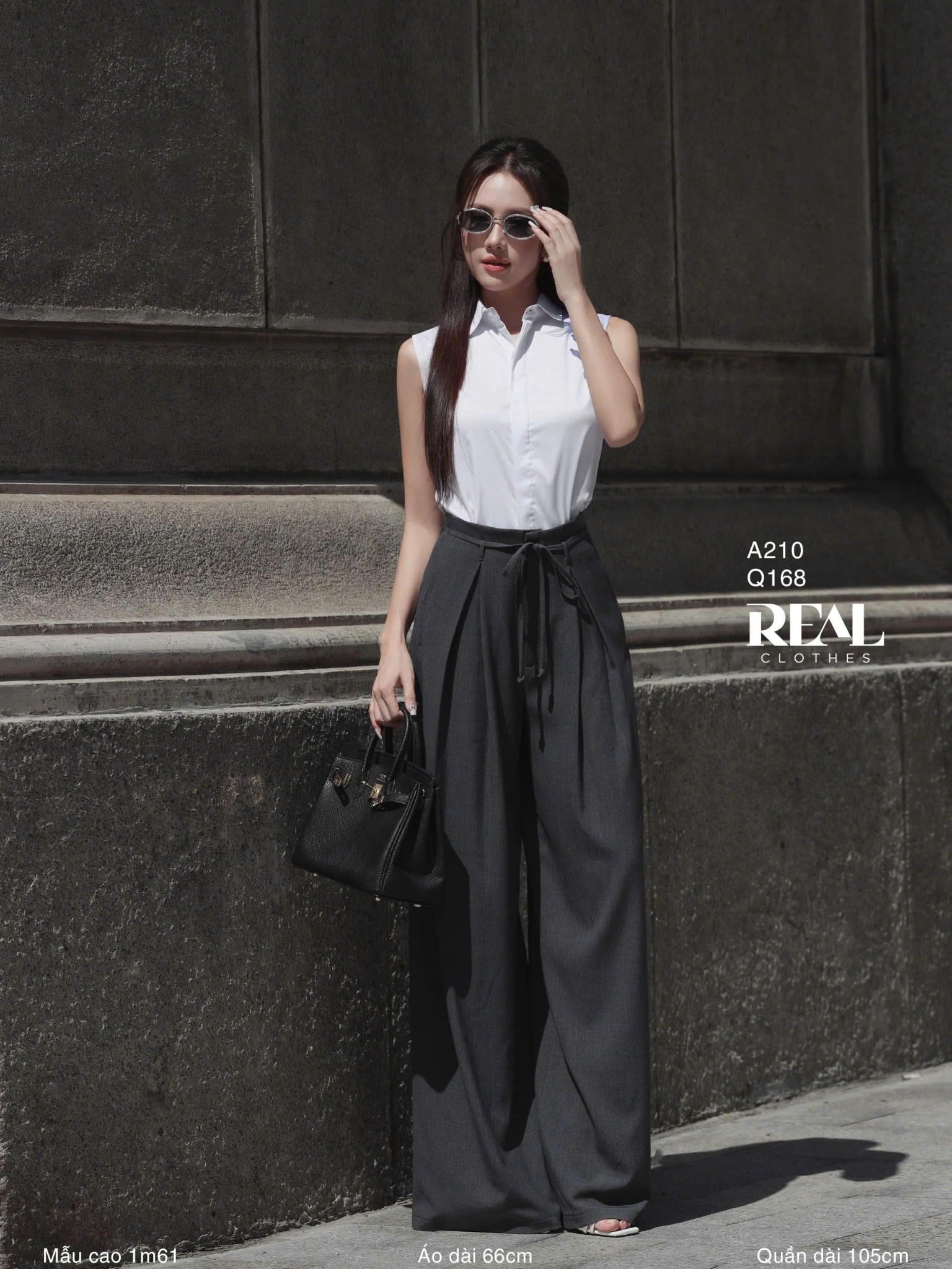 Sơ mi trắng không tay