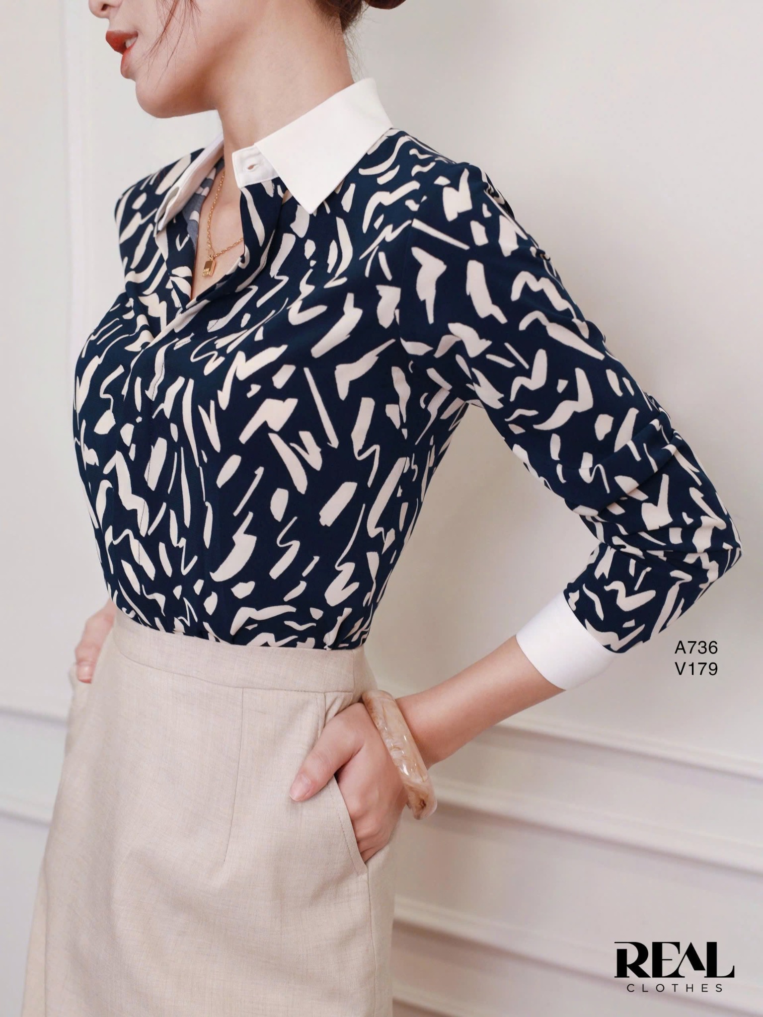 Váy Japan dài kem gân