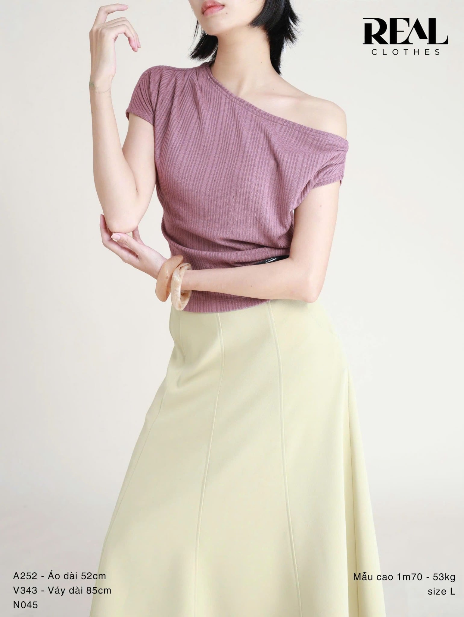 Áo lệch vai hồng ruốc SALE