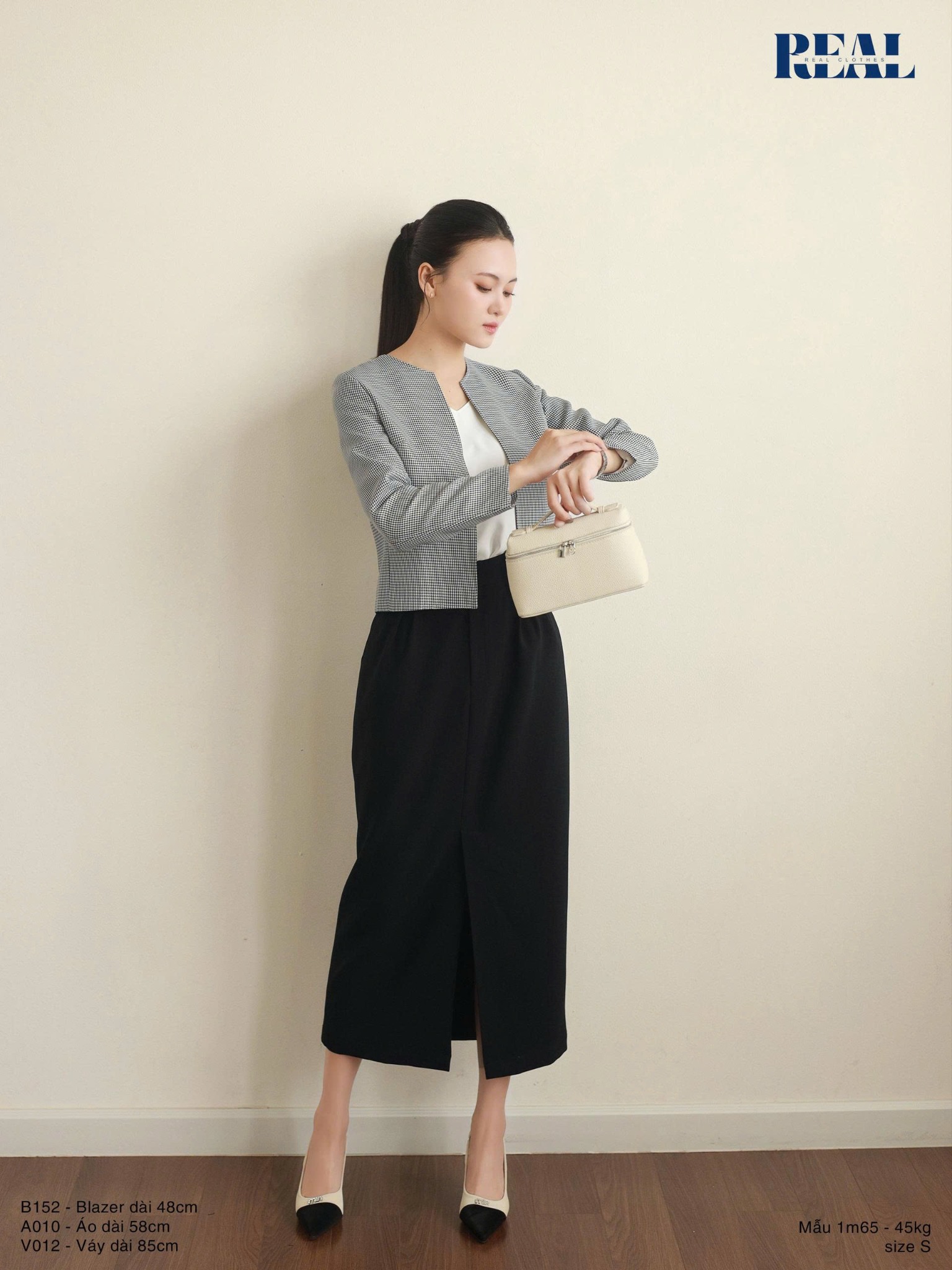 Blazer cổ tròn