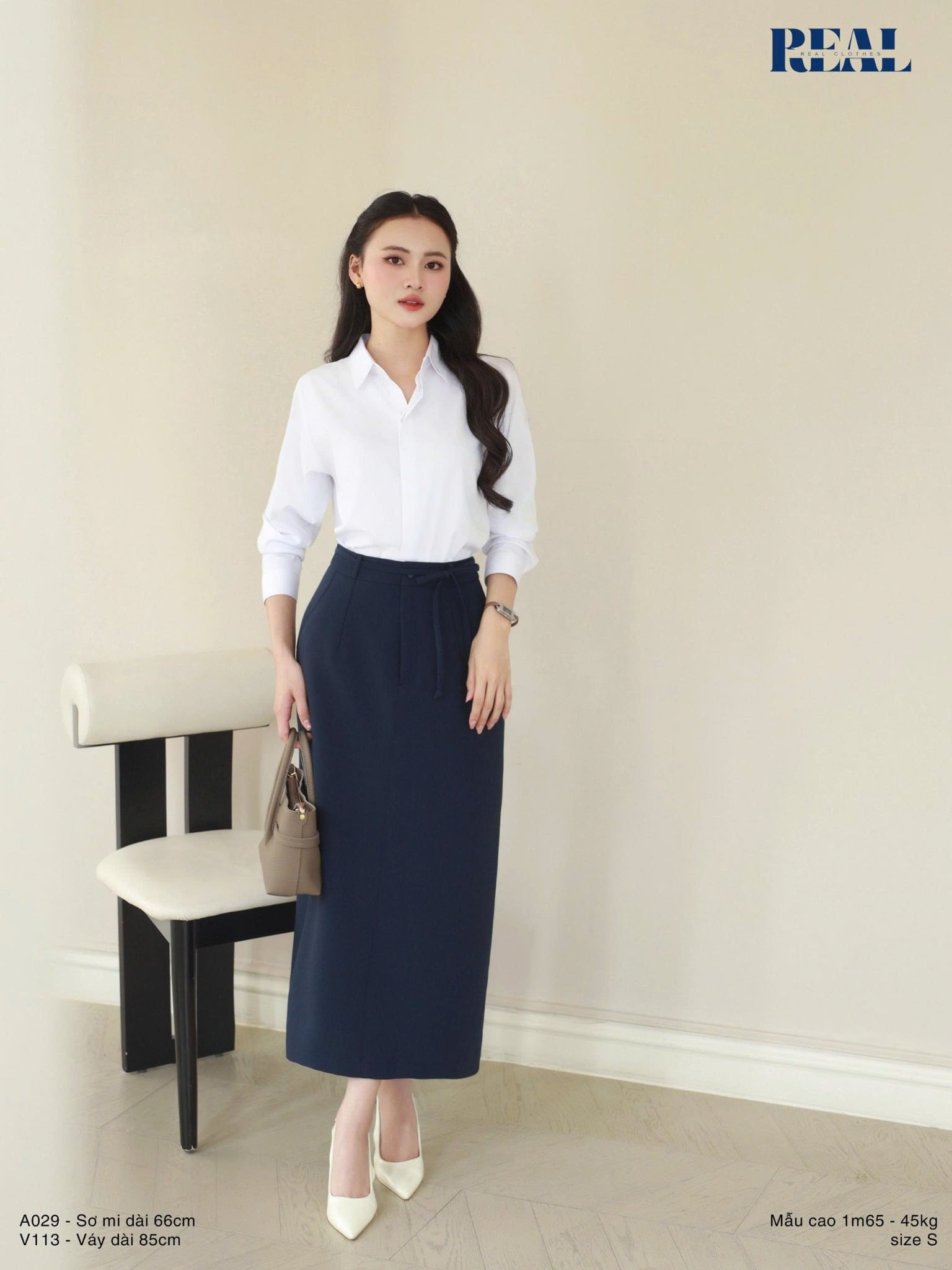 Sơ mi basic cổ nhọn trắng