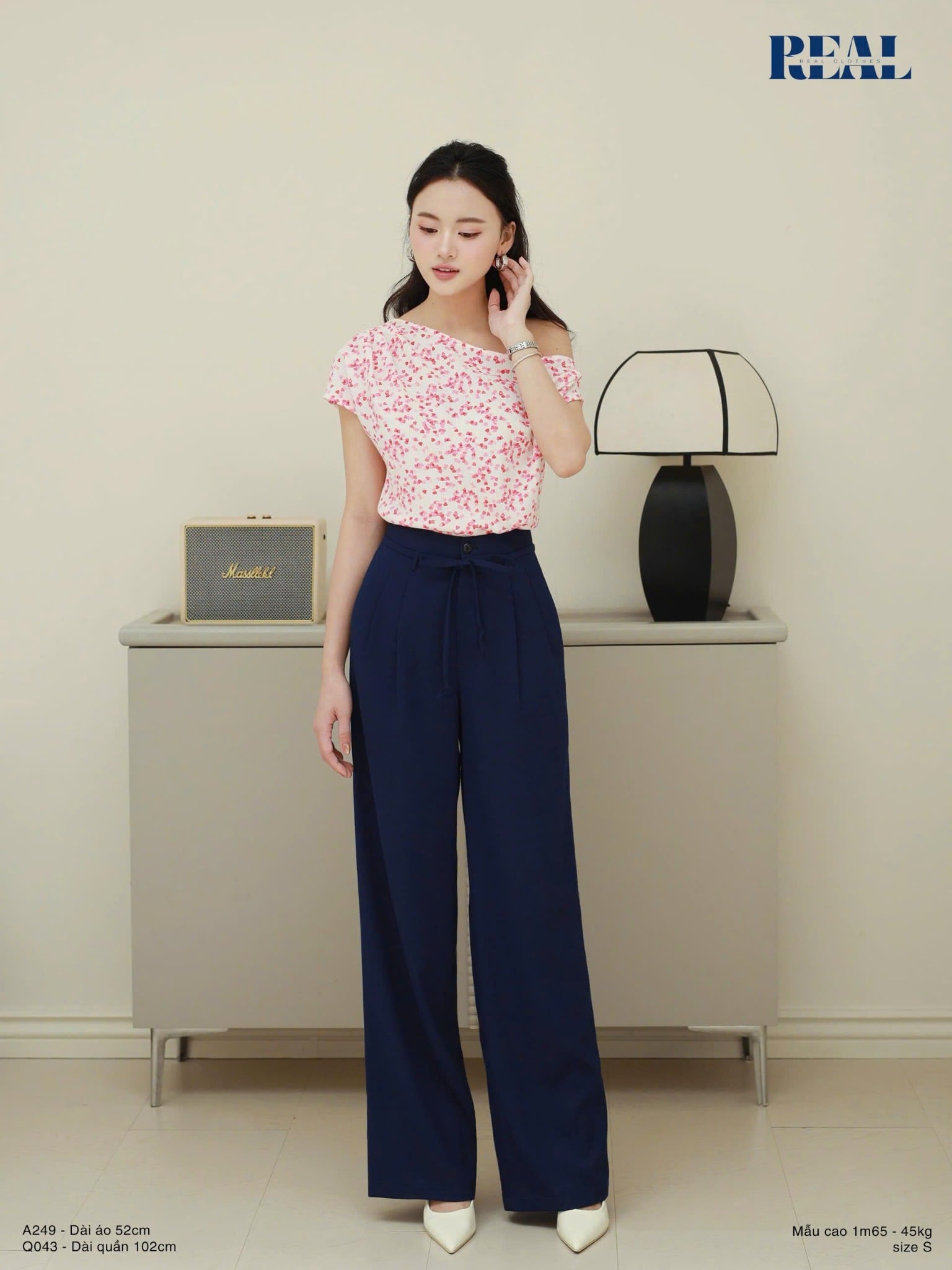 Áo lệch vai babypink SALE