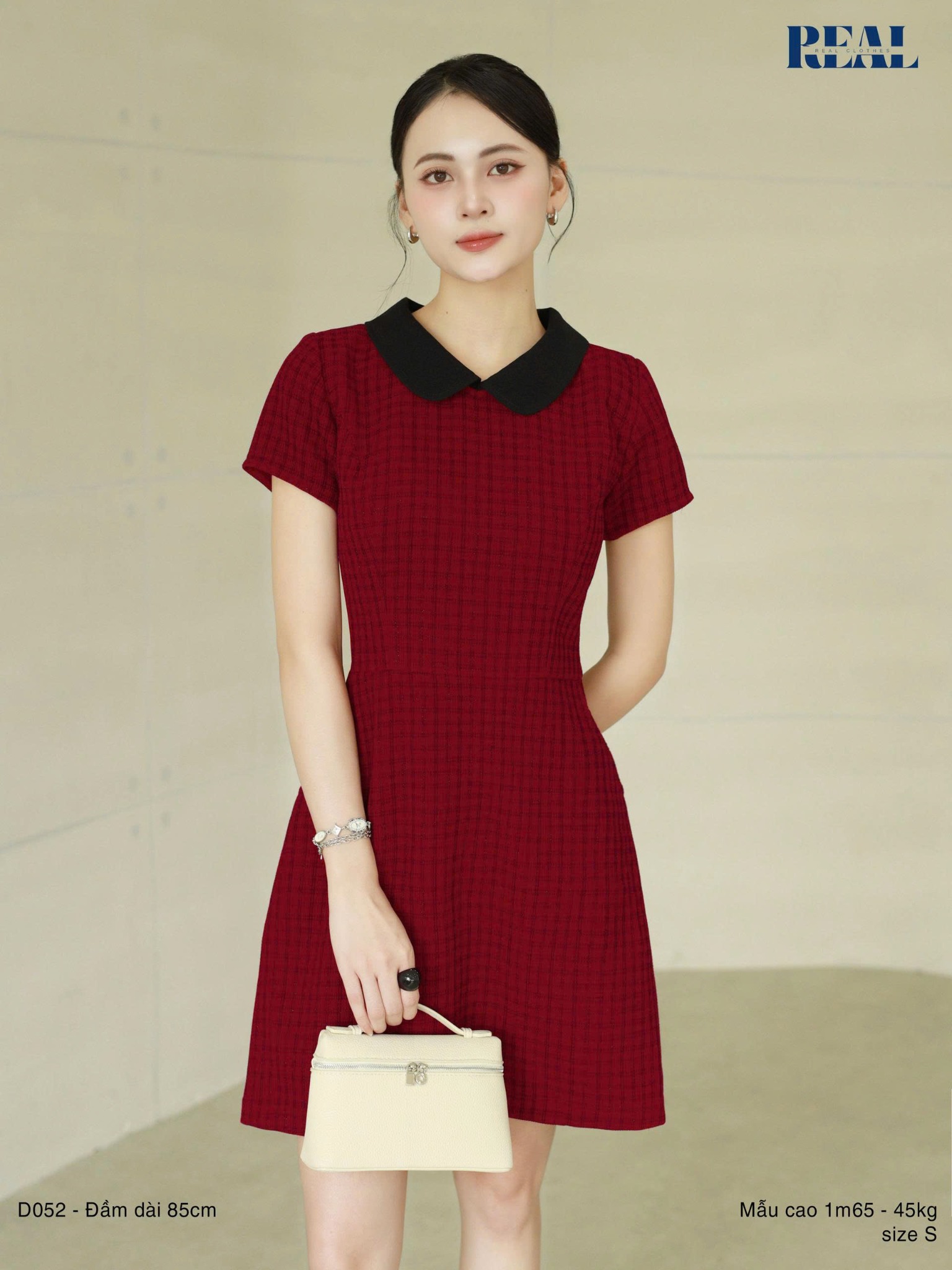  Đầm Jennie form A cổ lá sen caro đỏ 