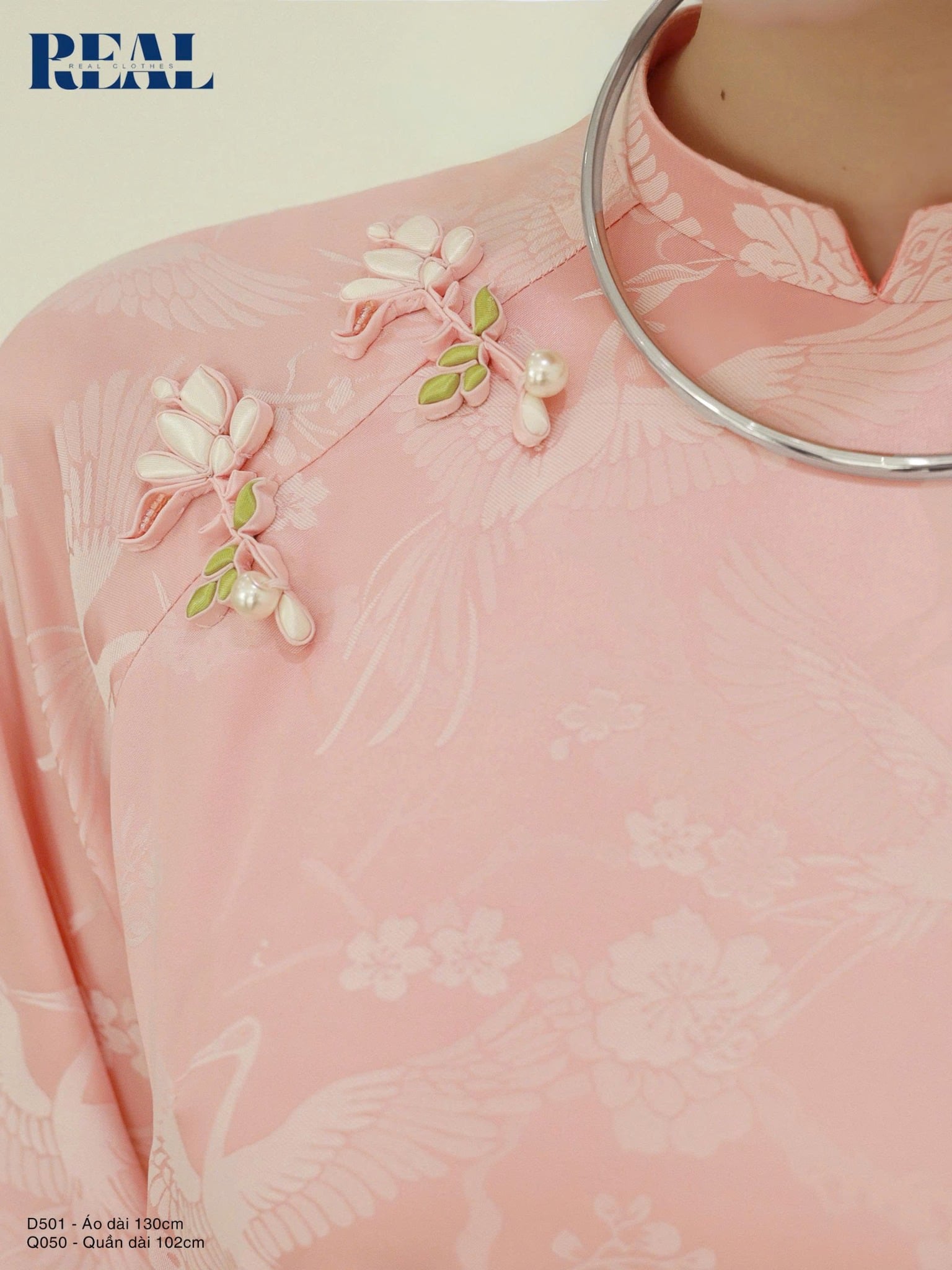 Áo dài 2 tà Lan Khuê hồng hạc