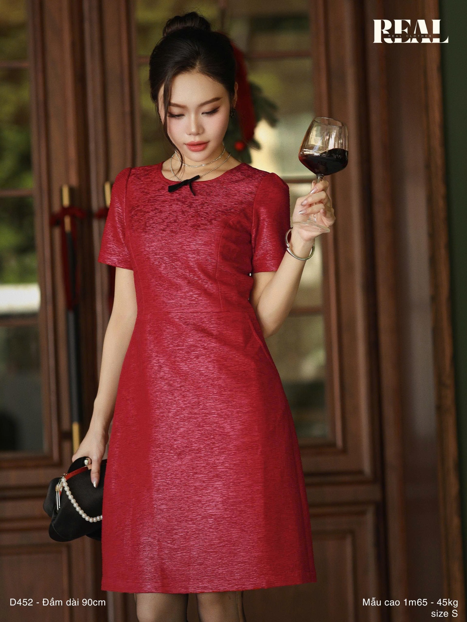 Đầm vân gỗ đỏ đô