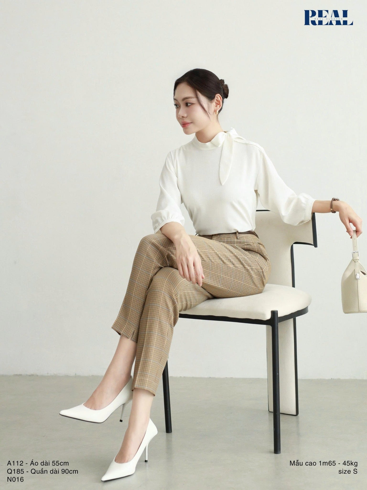 Quần ống đứng SALE