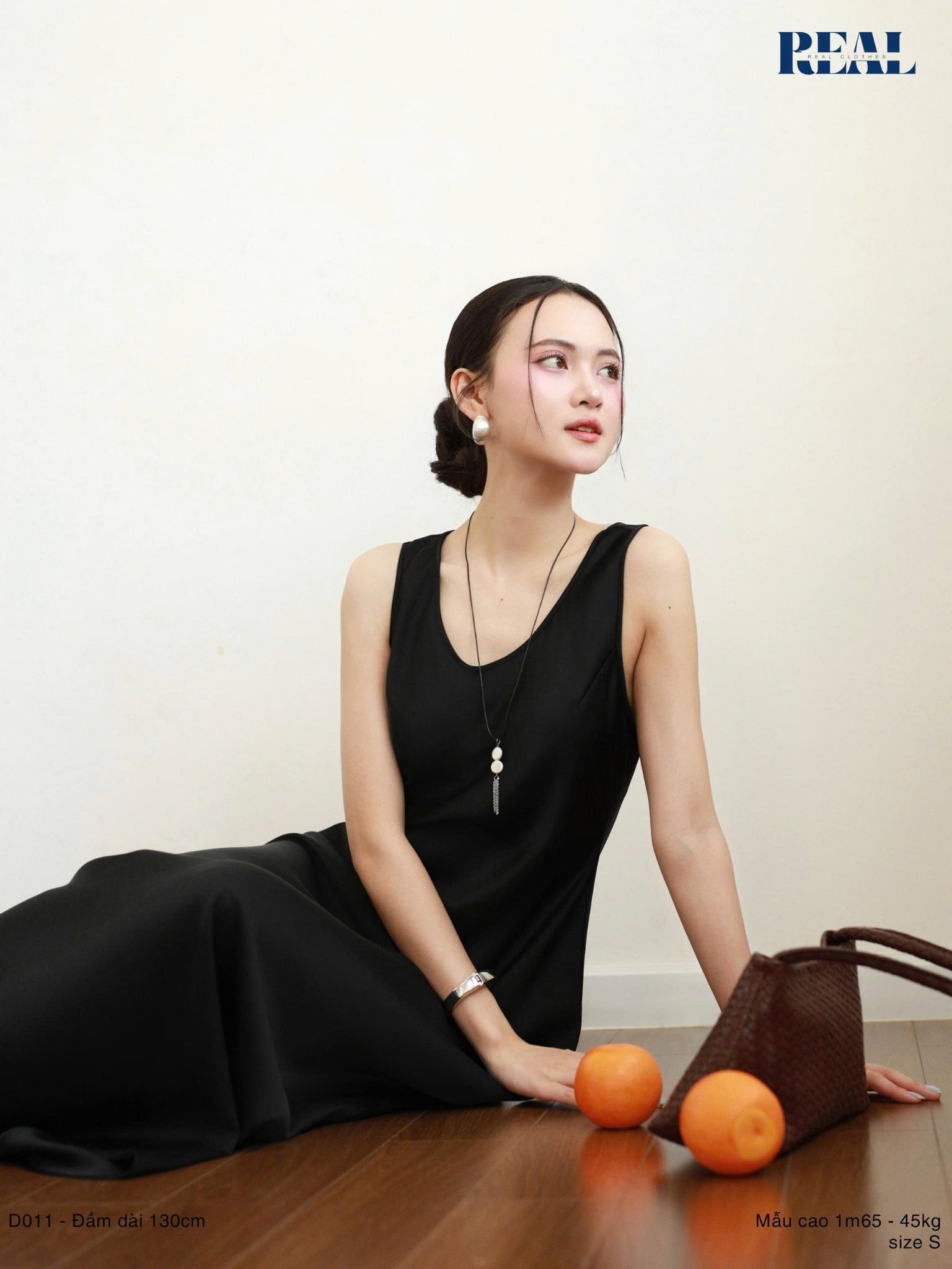 Đầm silk đen