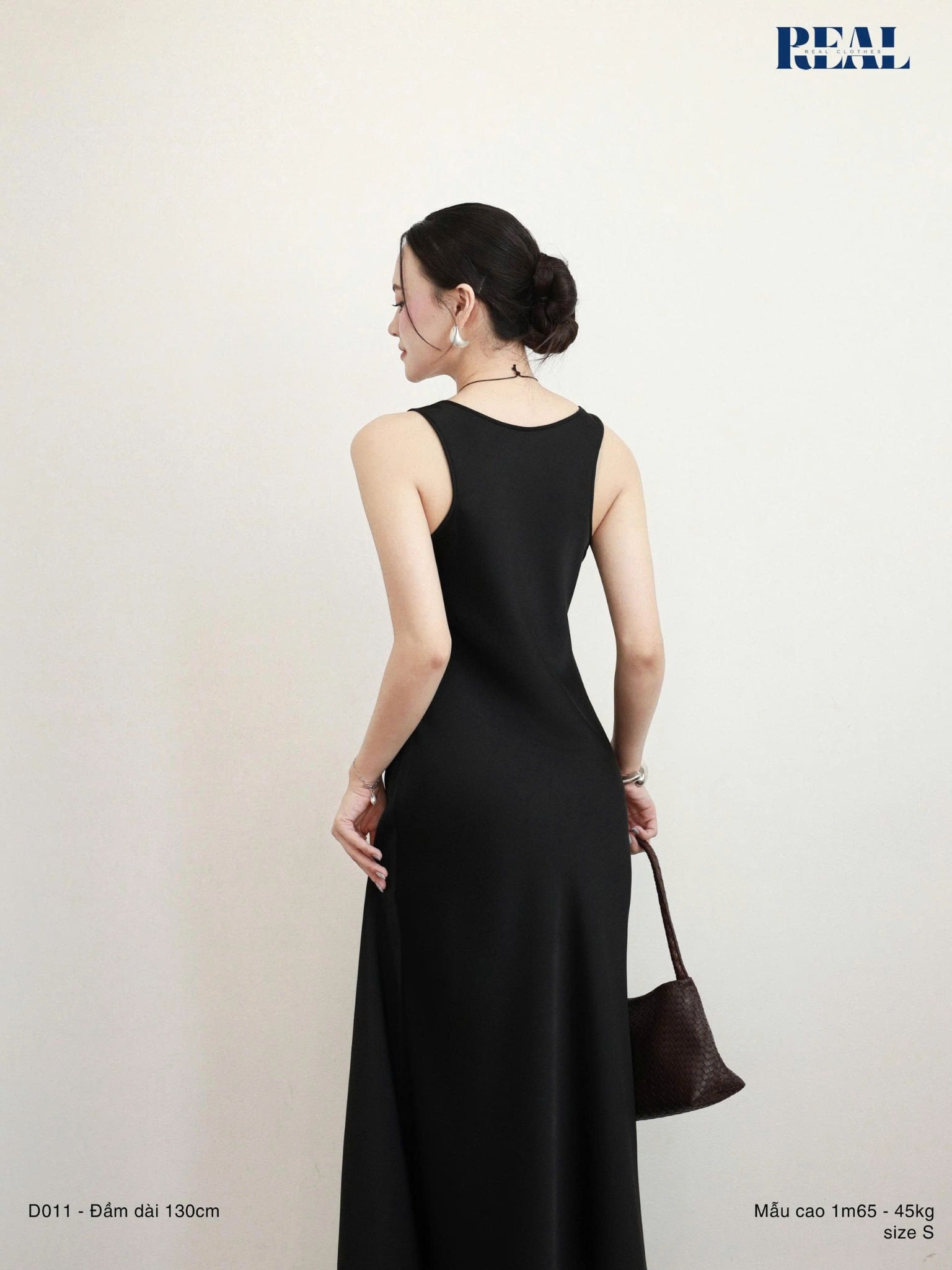 Đầm silk đen