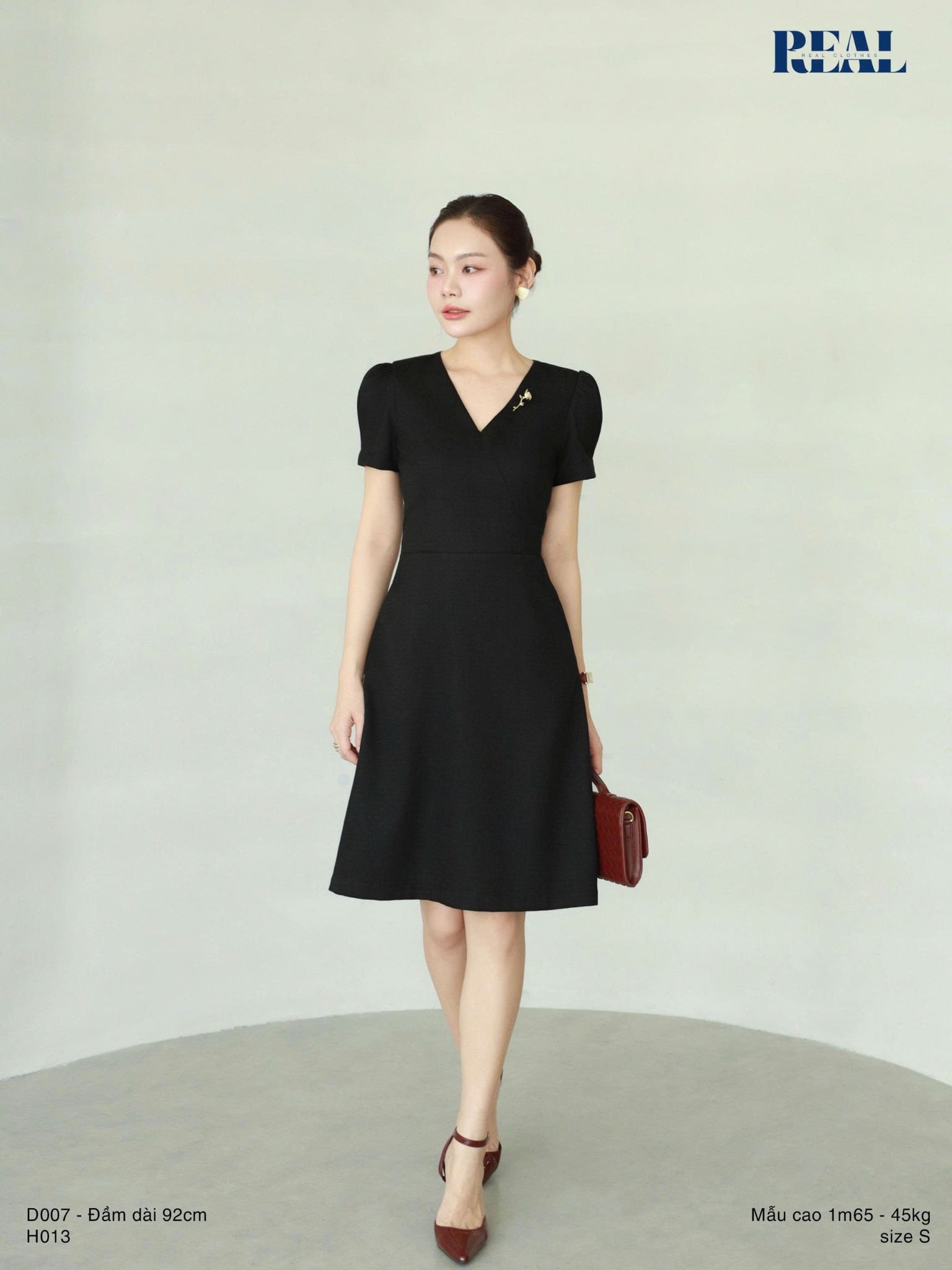 Đầm Linda