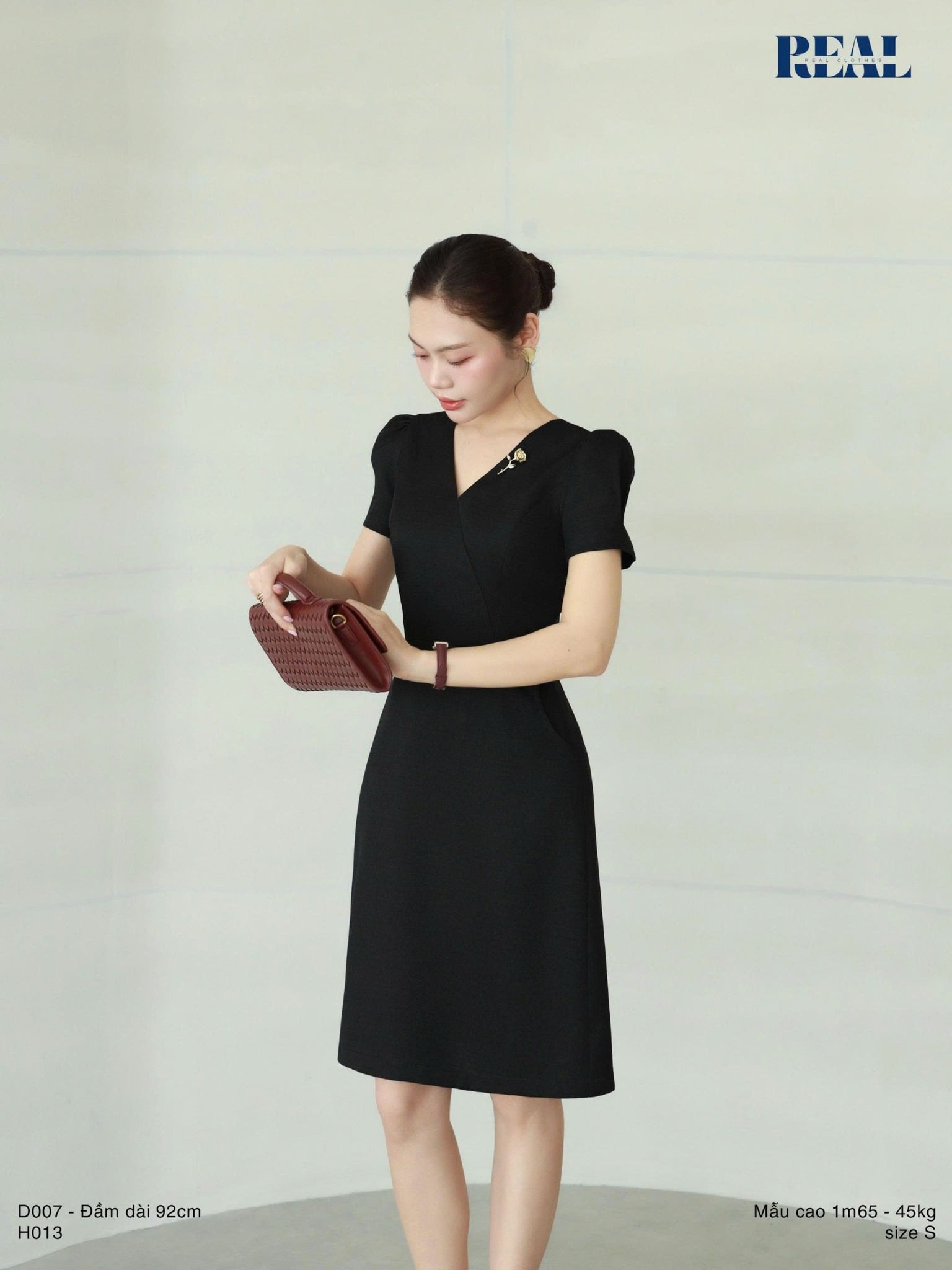 Đầm Linda