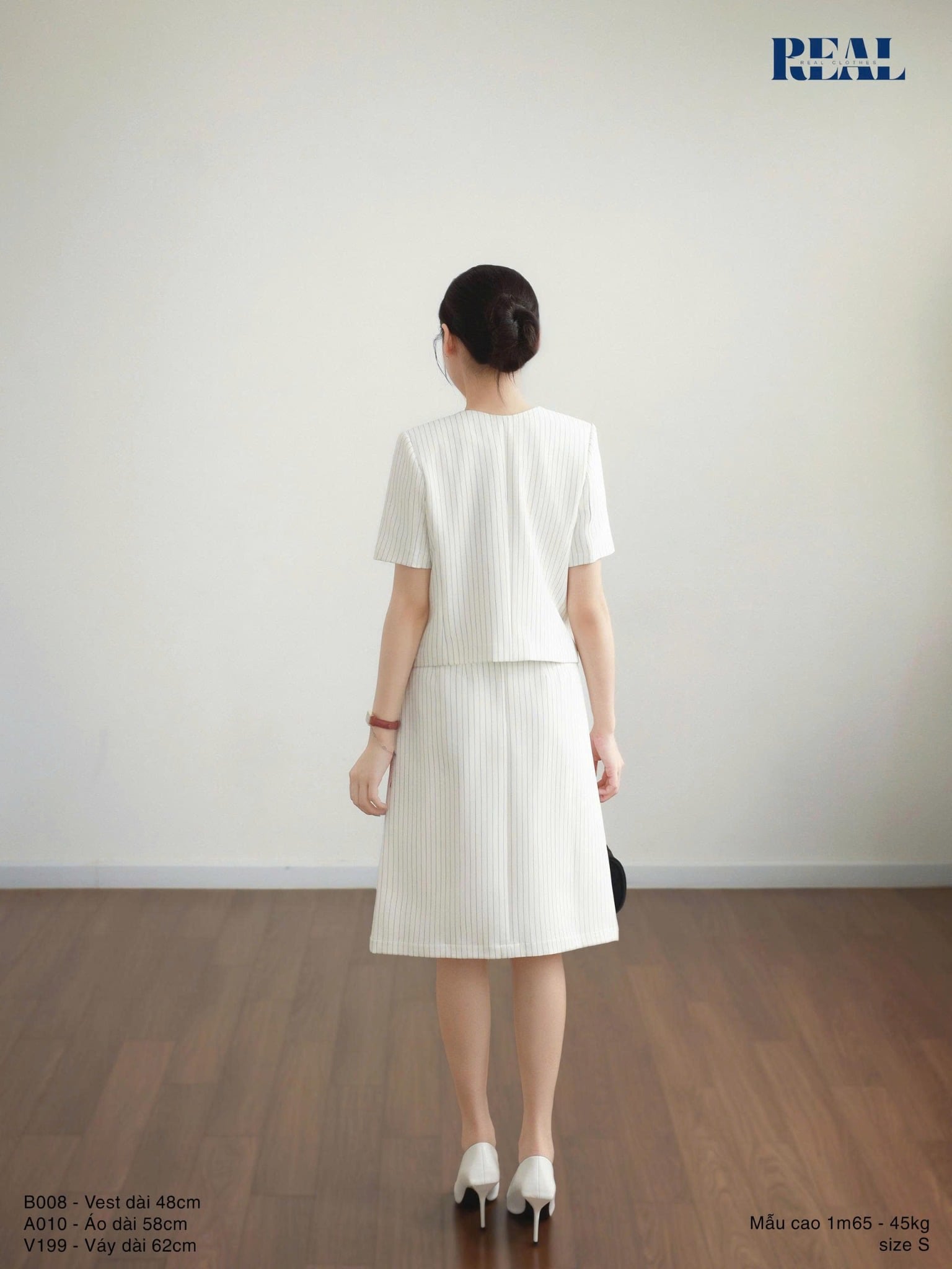 Vest Sunny họa tiết