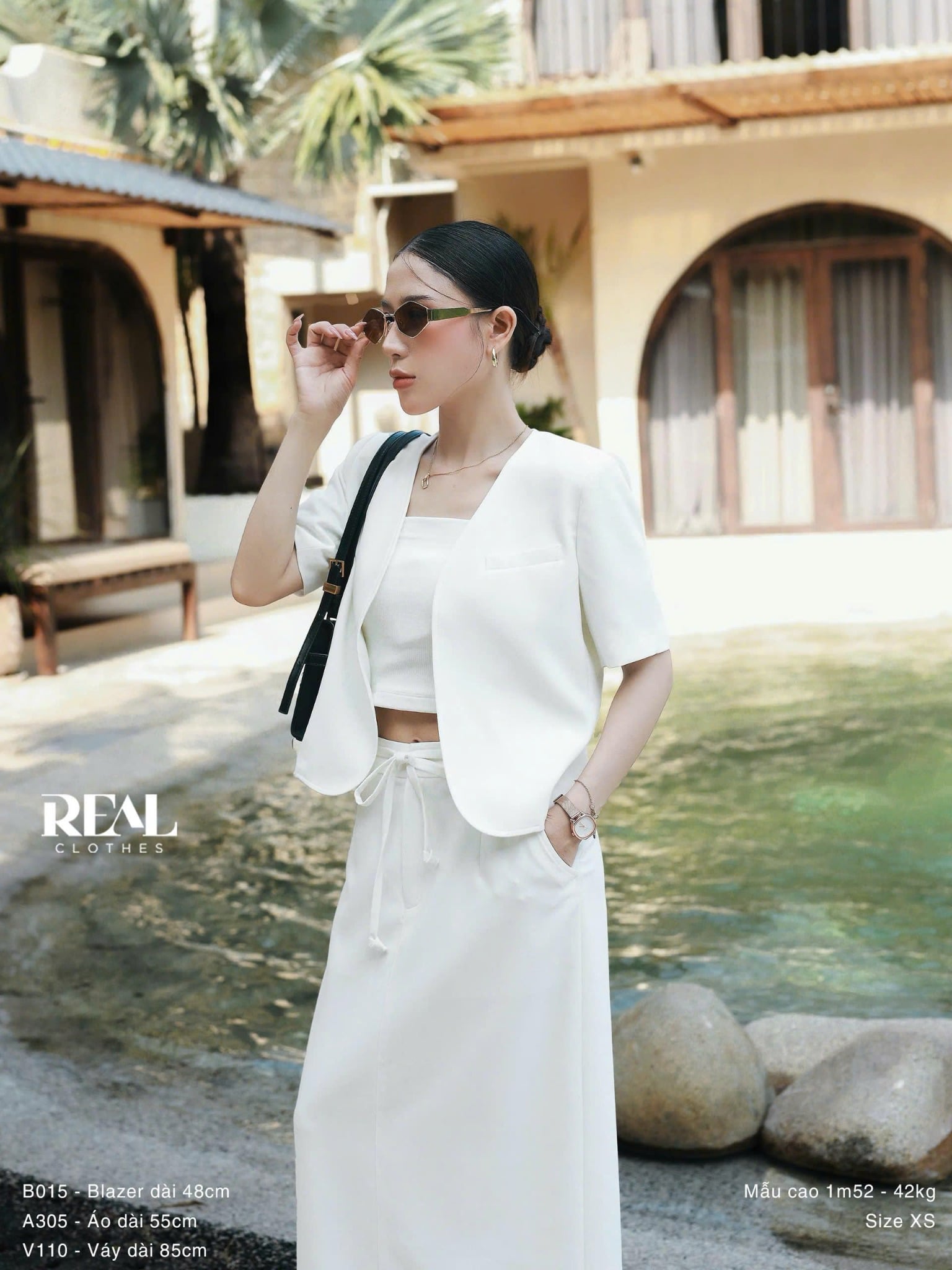 Vest Sunny trắng