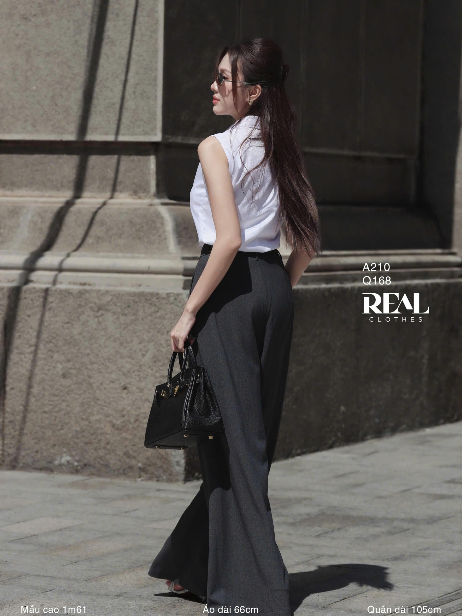 Sơ mi trắng không tay