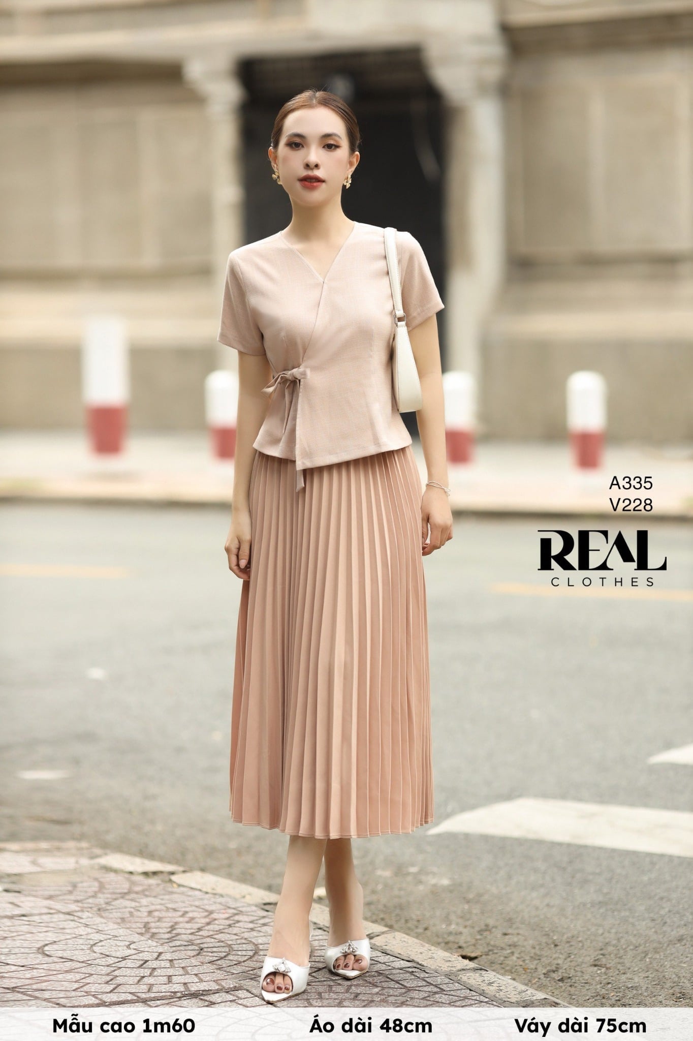 Áo chéo linen bạc xỉu SALE